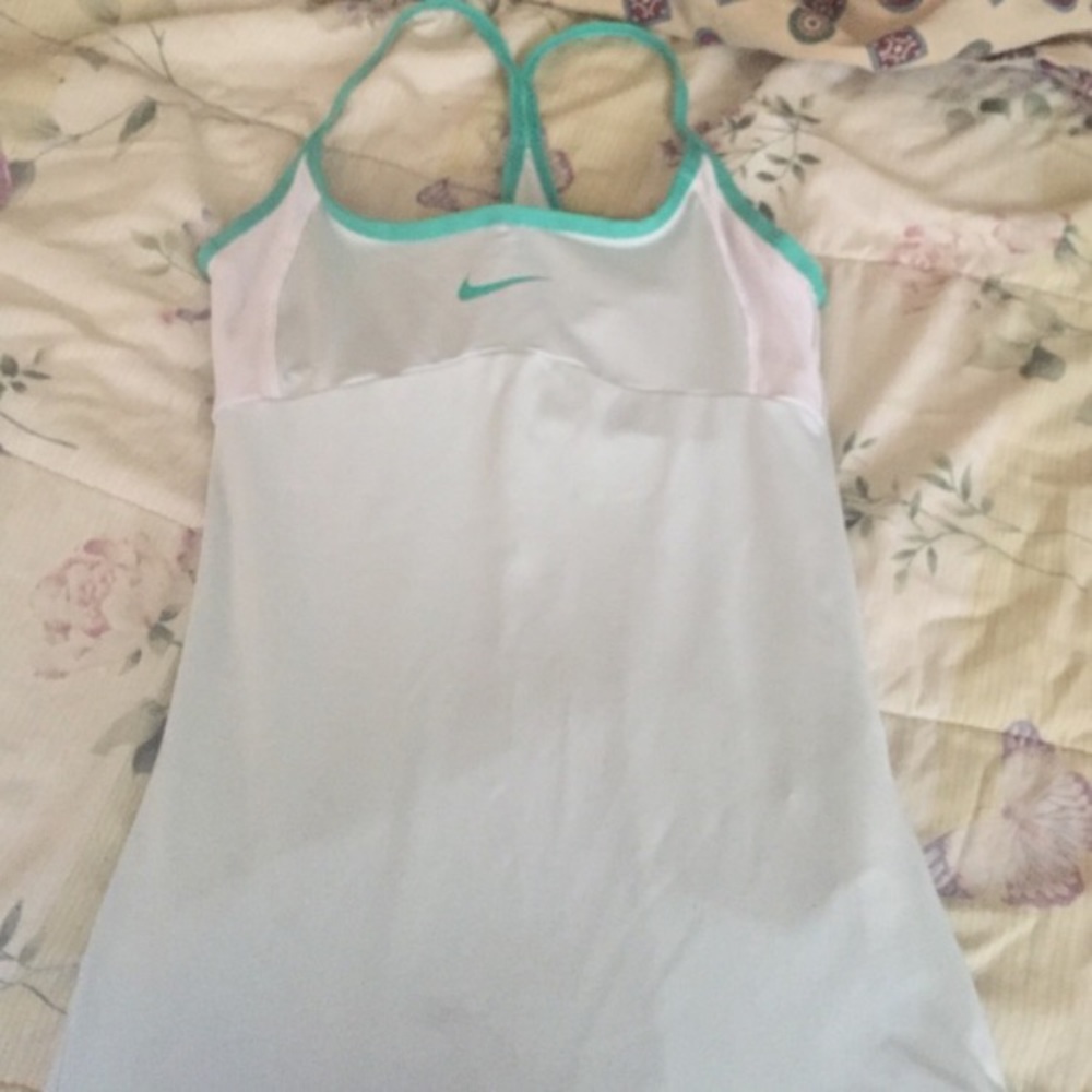 Nike training top